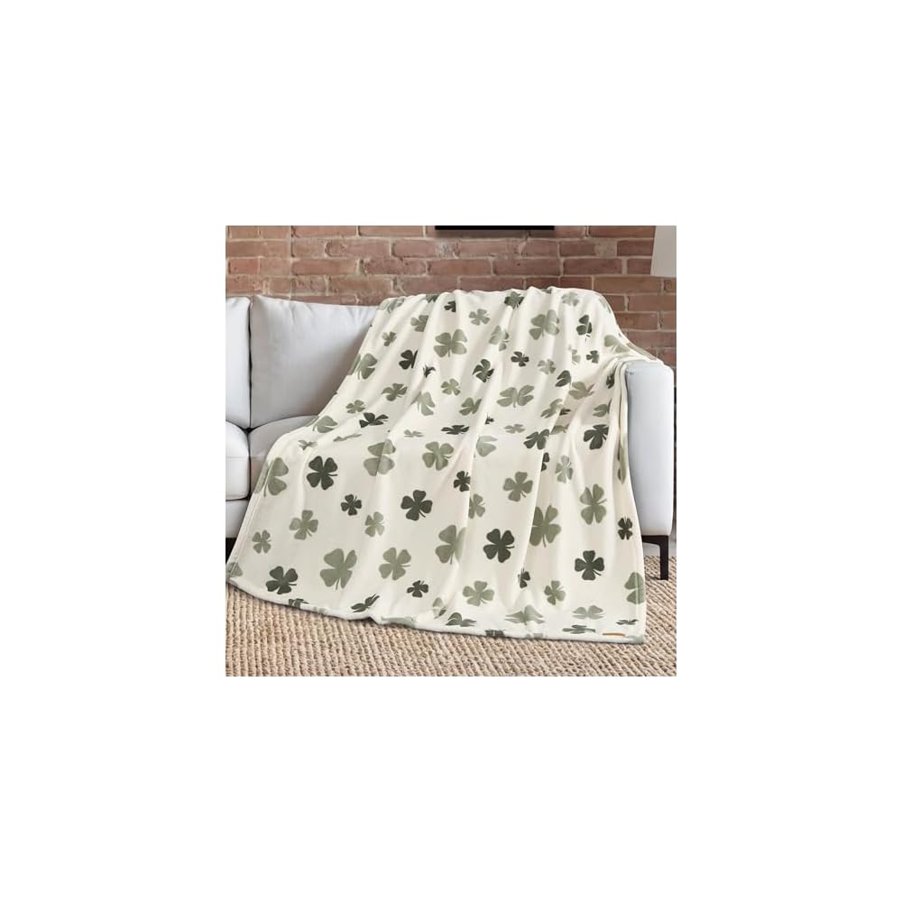 Wildflower Green Floral 50"x70" Cozy Plush Blanket - Premium Microfiber Throw for Luxurious Comfort and Style